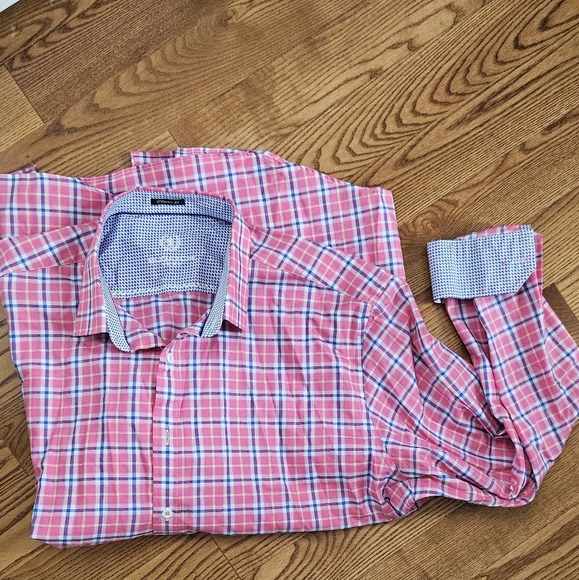 Bugatchi - Picture 1 of 3